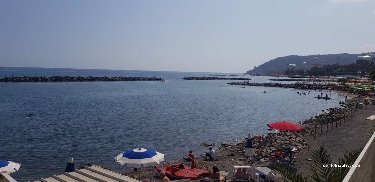 (18038) Sanremo - Lungomare Italo Calvino — foto 3