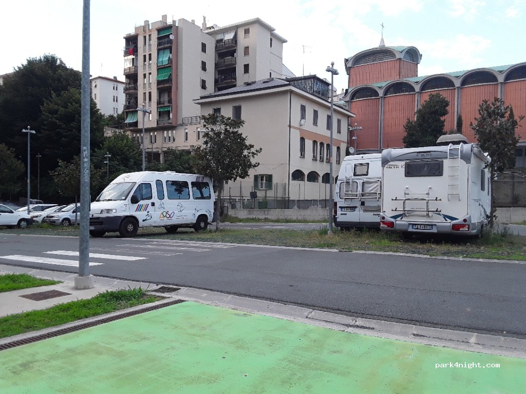 (17100) Savona - 94 Via Stalingrado — foto