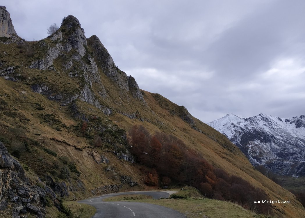 (09140) Aulus-les-Bains - D8F — foto 2