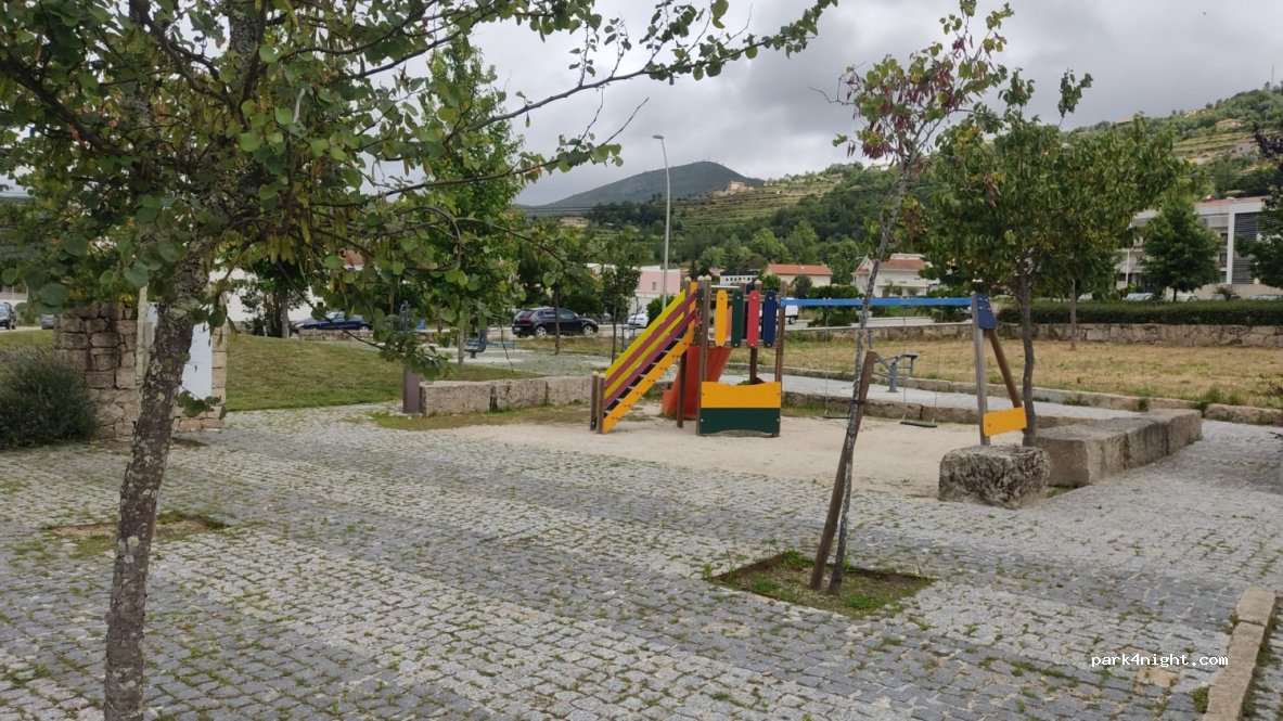 (4870) Cerva - Av. Major Machado — foto