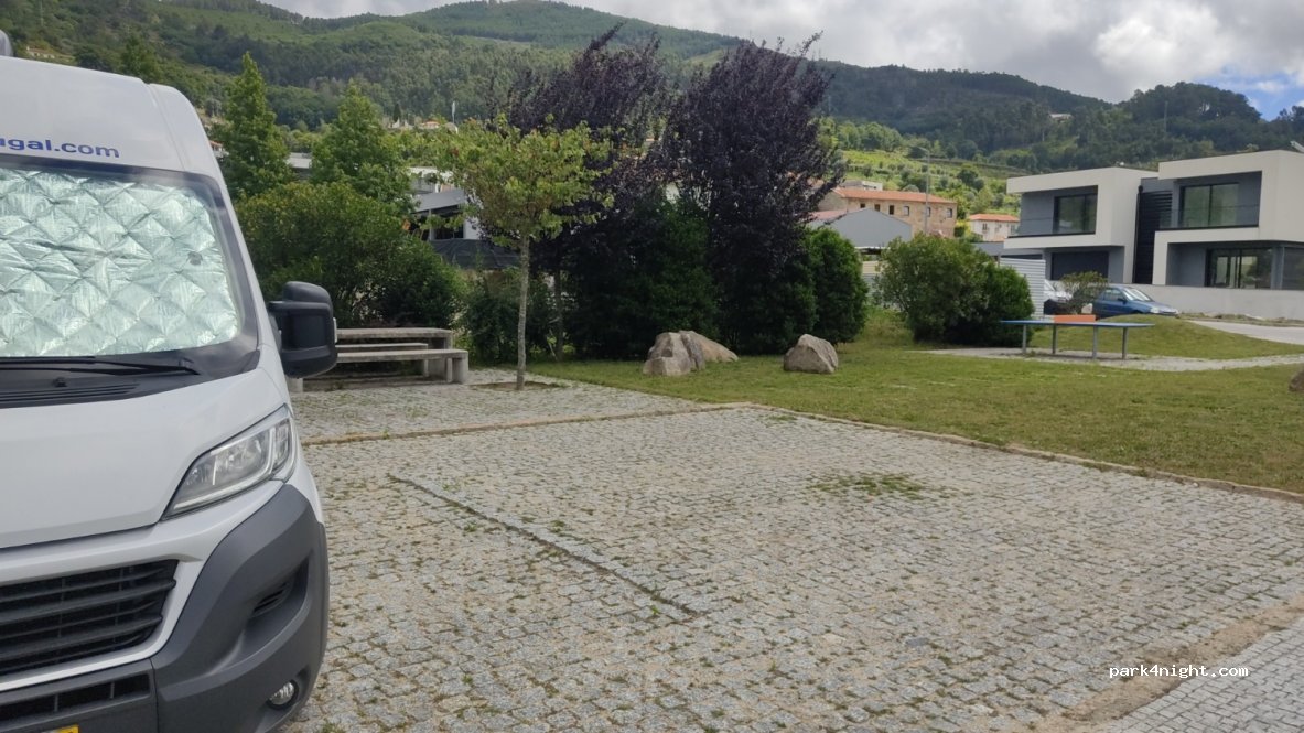 (4870) Cerva - Av. Major Machado — foto 2