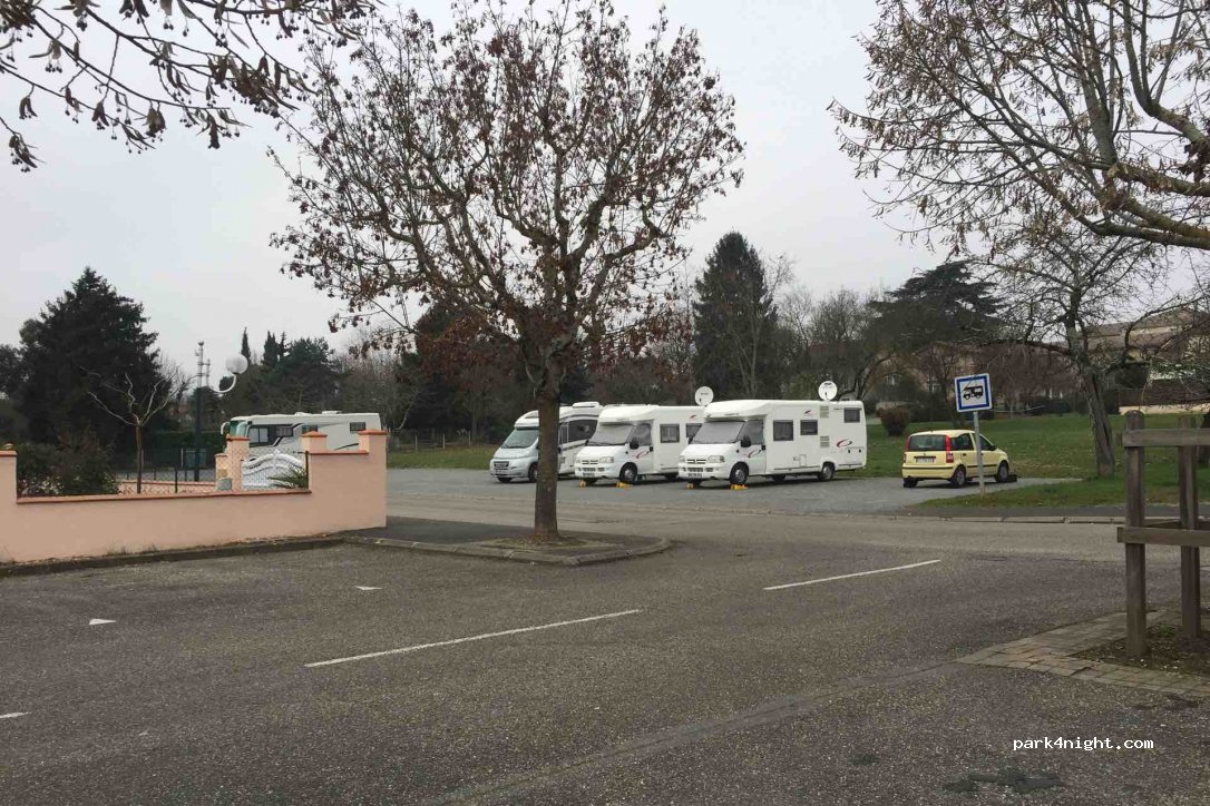 (47140) Saint-Sylvestre-sur-Lot - 7 Avenue Jean Moulin — foto 2