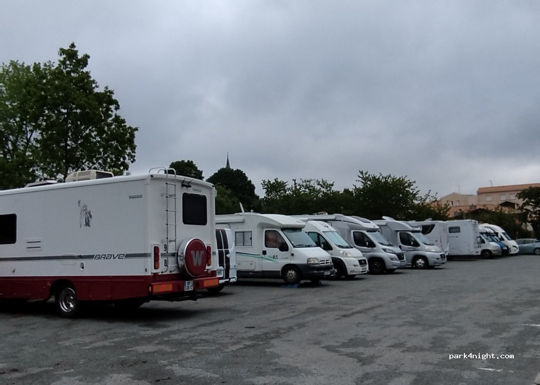 (47140) Saint-Sylvestre-sur-Lot - 7 Avenue Jean Moulin — foto 3