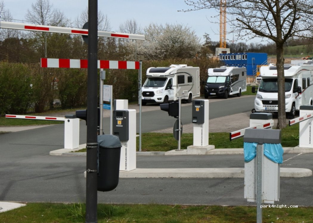 Wohnmobilstellplatz Bayreuth Lohengrin Therme — foto 4