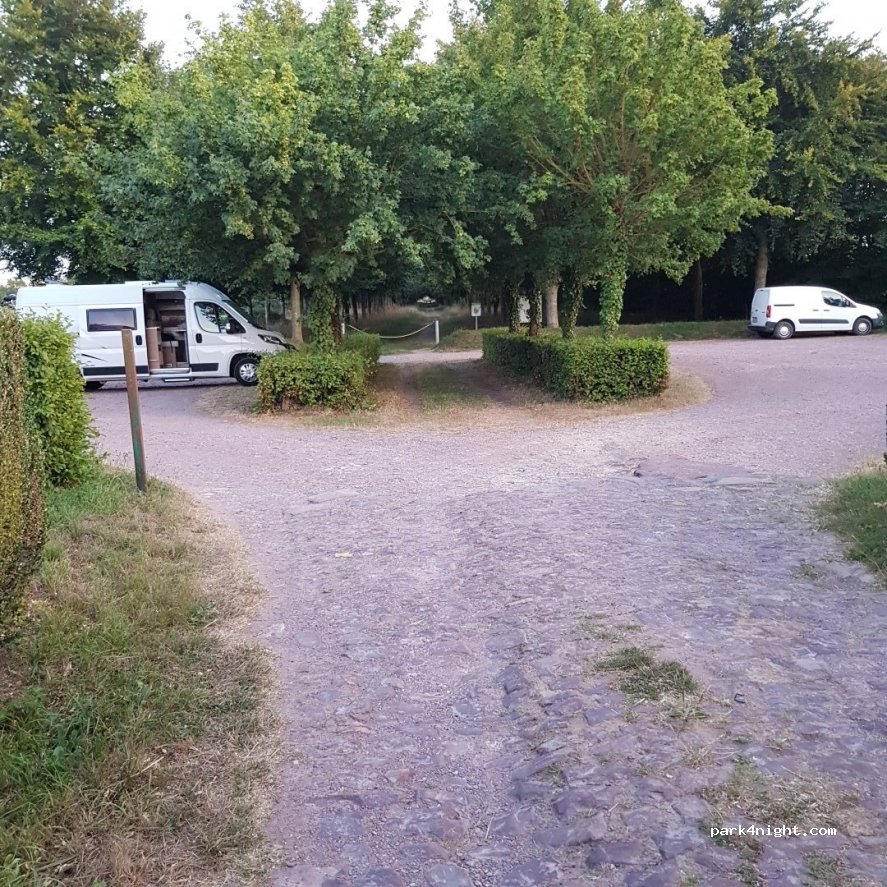 (14210) Mondrainville - 2 Route Bretagne — foto 2