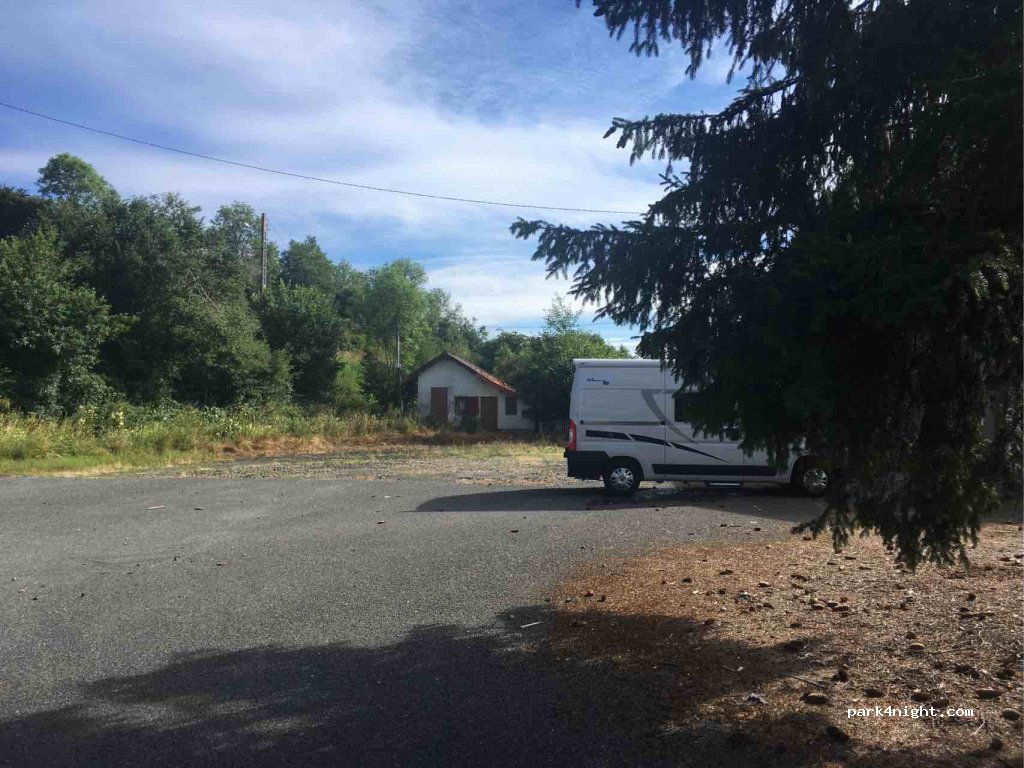 (63740) Gelles - La Miouze, route de Sancy — foto 2