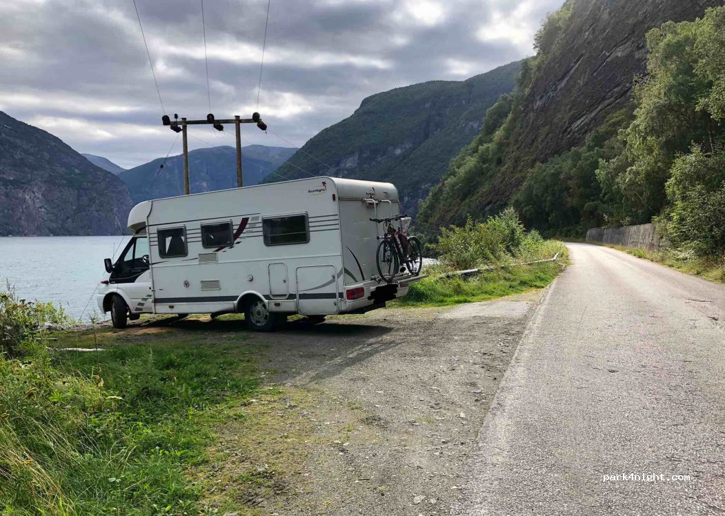 (6887)  - Unnamed Road — foto 2