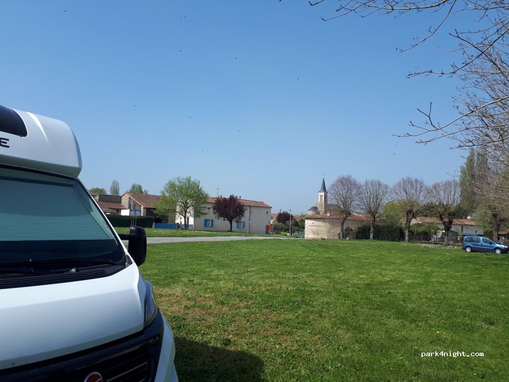 (79210) Saint-Georges-de-Rex - 4 Impasse Lombarde — foto 3