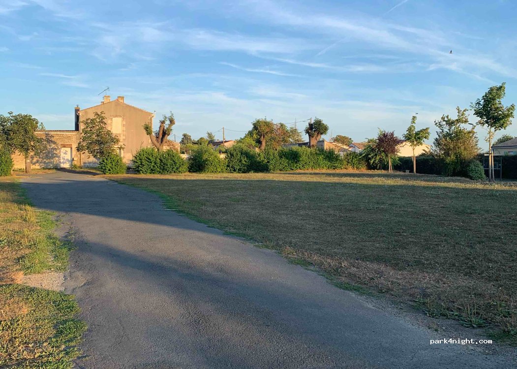 (79210) Saint-Georges-de-Rex - 4 Impasse Lombarde — foto 4