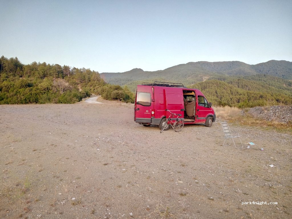 (440 14)  - Unnamed Road — foto