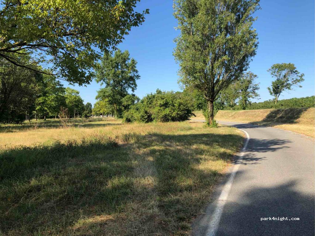 (38160) Saint-Sauveur - A49 — foto 2