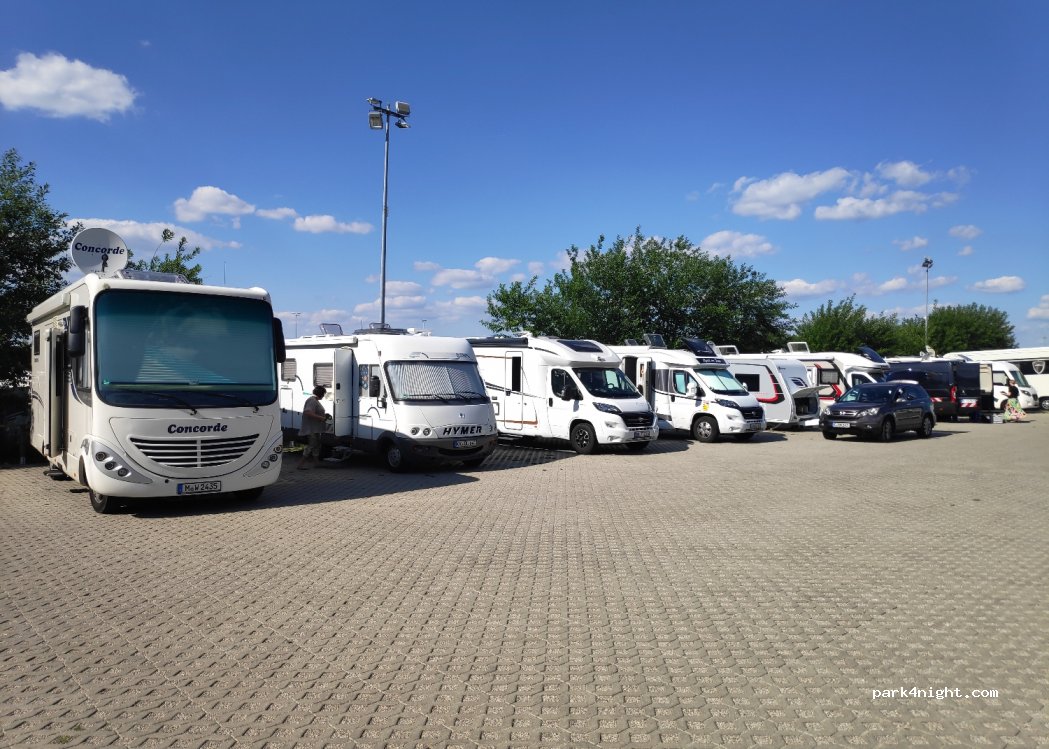 Wohnmobilstellplatz Der Freistaat — foto 2