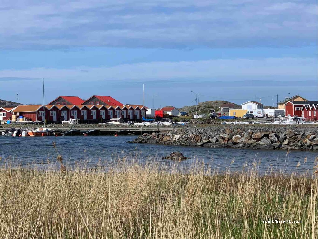 (475 53) Rörö - 4B Bynsvägen, Sörikringsvägen — foto 3