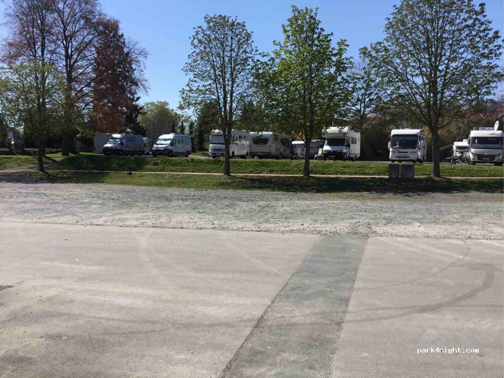 Wohnmobilplatz Hofgeismar — foto