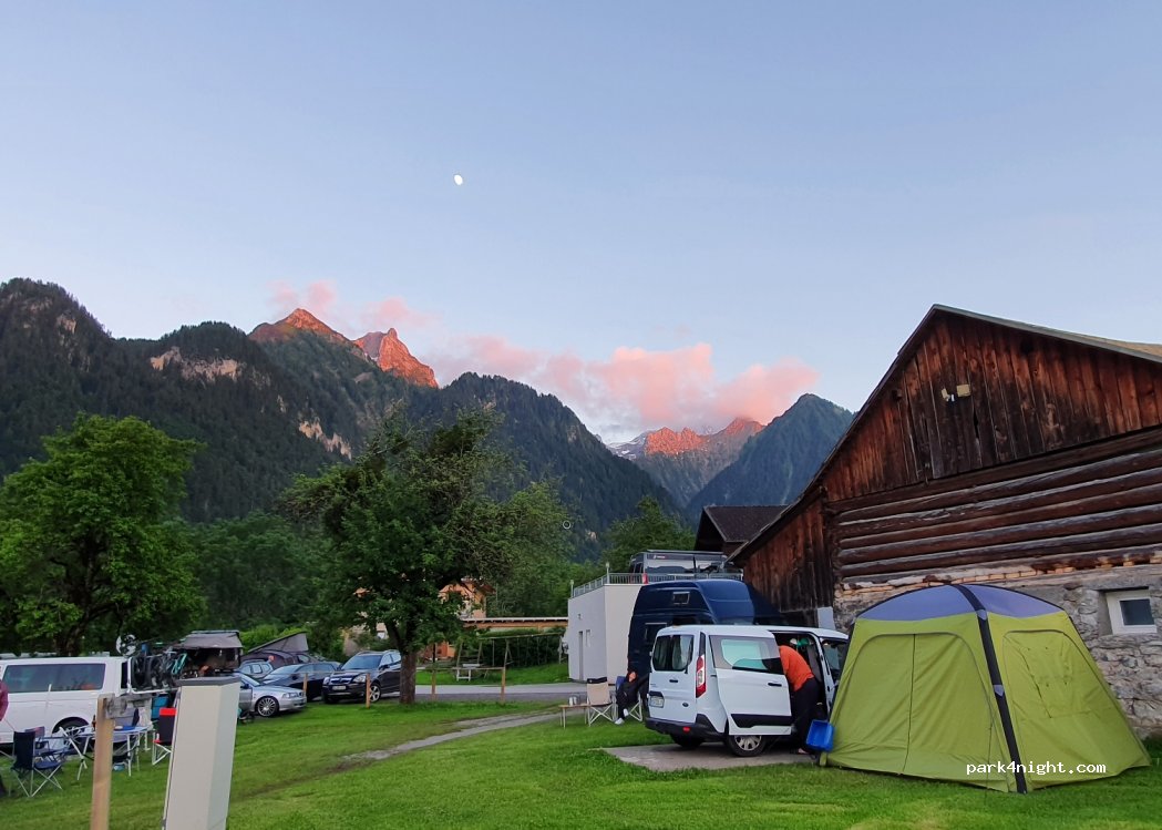 HEIDI'S CAMPING — foto