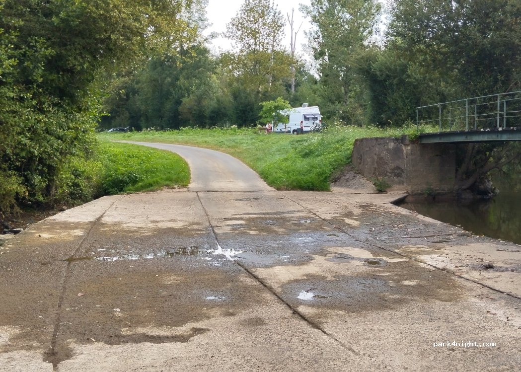 (36230) Montipouret - Unnamed Road — foto 3