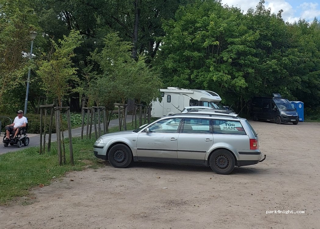 (11-041) Olsztyn - 26 Leśna — foto 2