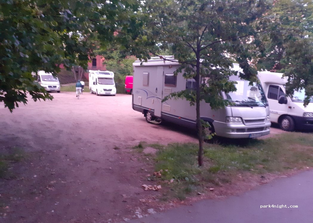 (11-041) Olsztyn - 26 Leśna — foto 4