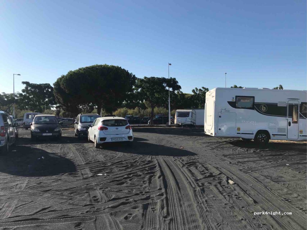 (21100) Punta Umbría - 14 Avenida Sundheim — foto
