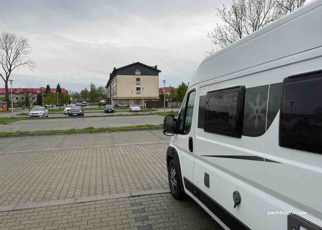 (32-600) Oświęcim - 16 Stanisławy Leszczyńskiej — foto 3