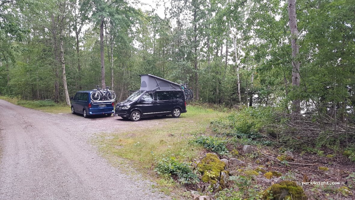 (380 44) Skoghult - 26 Skoghultsvägen — foto 2