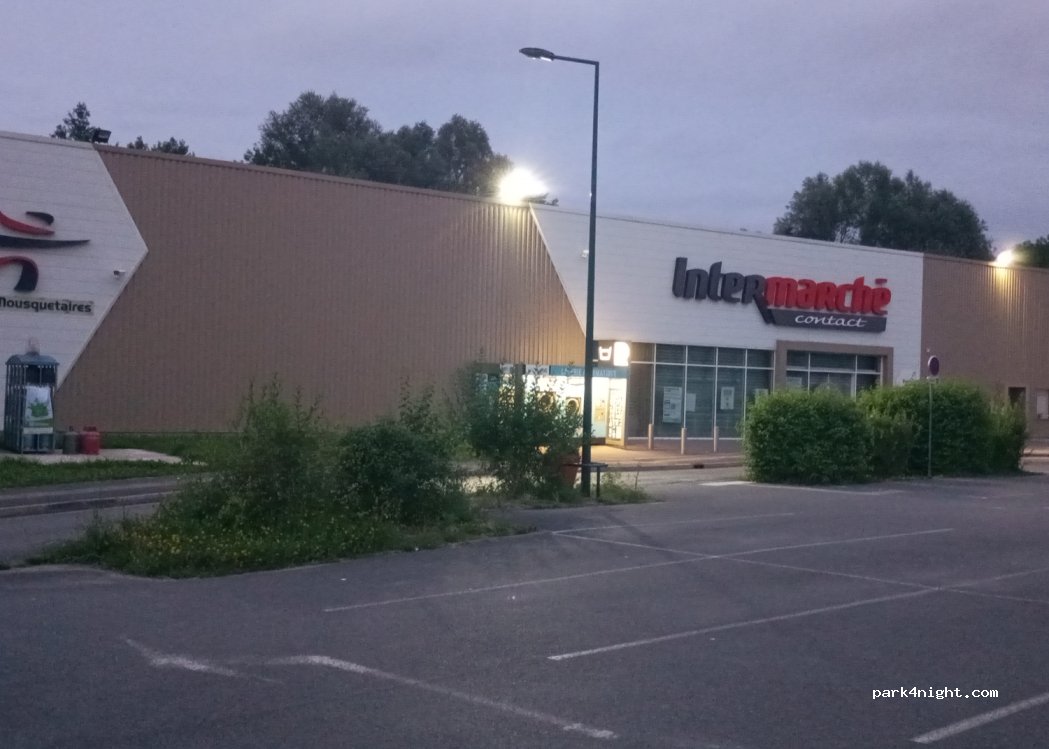Intermarché CONTACT Pontfaverger-Moronvilliers — foto