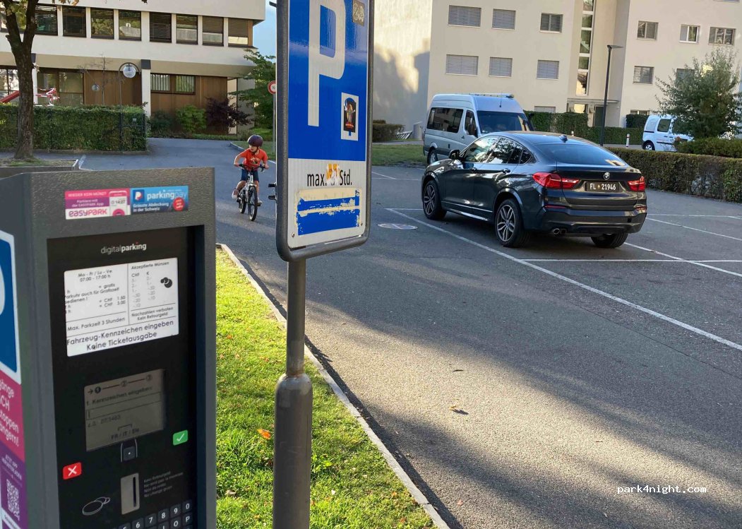(9490) Vaduz - 30 Aeulestrasse — foto 4