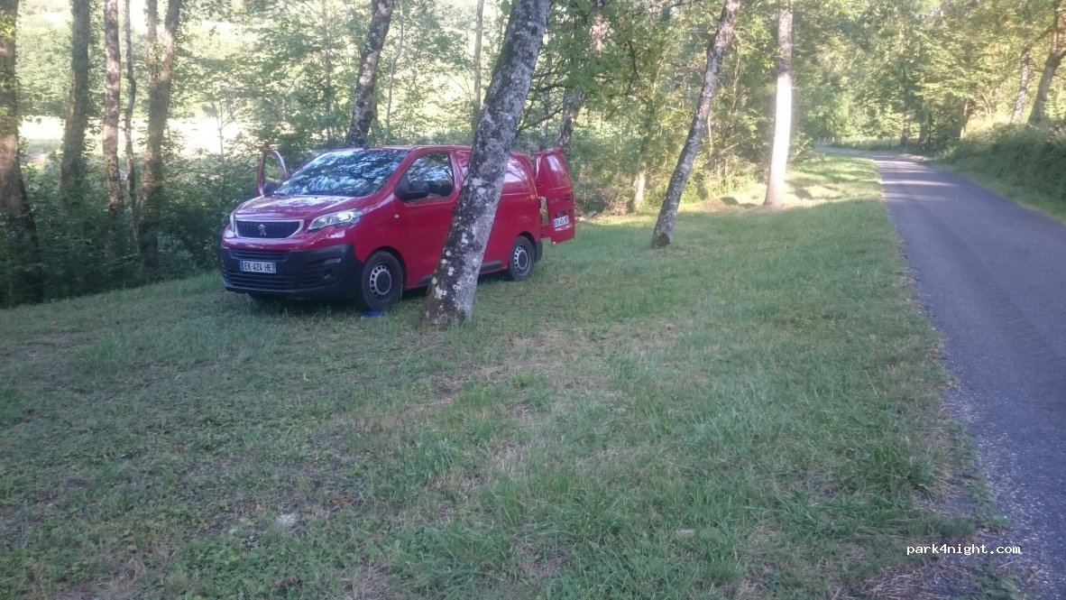 (01260) Arvière-en-Valromey - D69G — foto