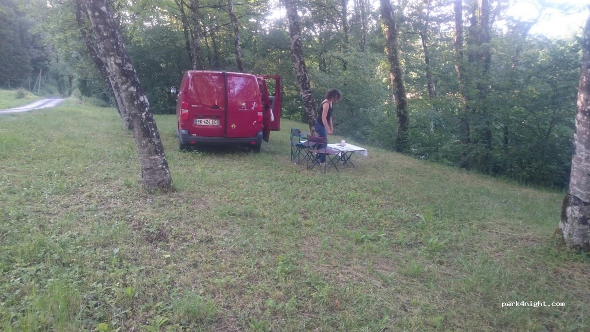 (01260) Arvière-en-Valromey - D69G — foto 2