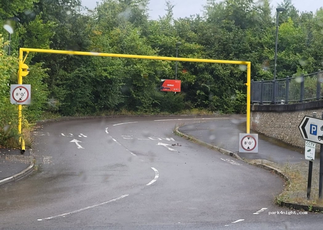 (SP2 8FH) Wiltshire - Downton Road — foto 2