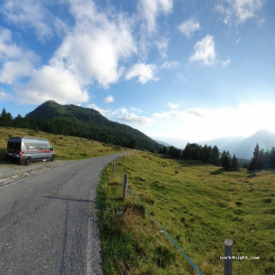(23030) Mazzo di Valtellina - Strada del Mortirolo — foto