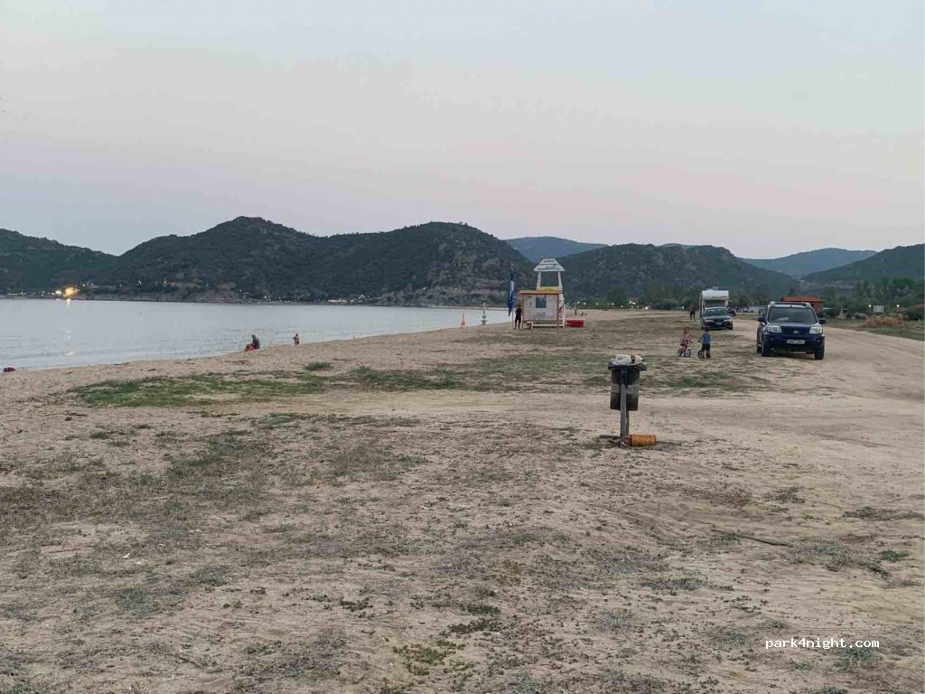 (630 72) Paralia Sikias - Unnamed Road — foto 3