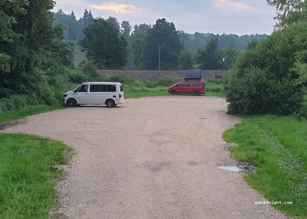 Bittelschießer Höhle Parkplatz — foto 4