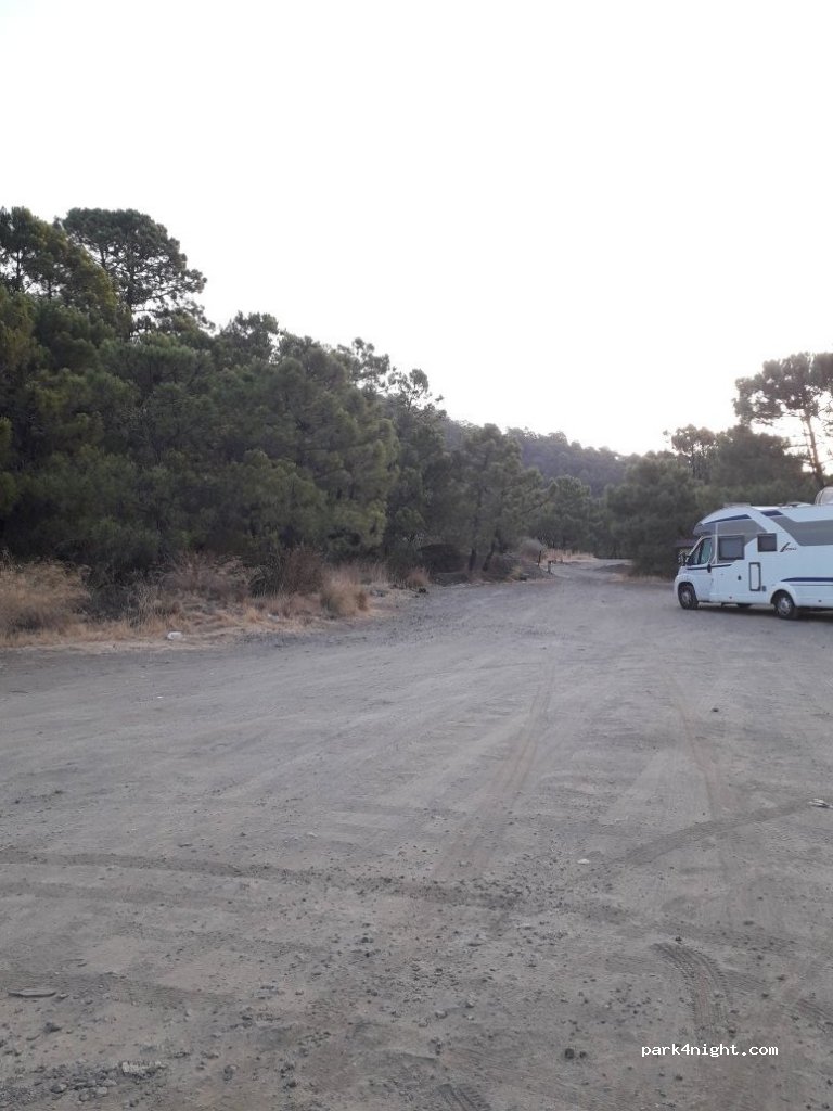 (29679) Benahavís - Camino al Caserío de las Máquinas — foto