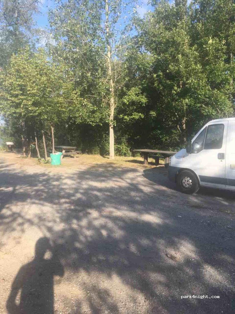 (05160) Le Sauze-du-Lac - D954 — foto