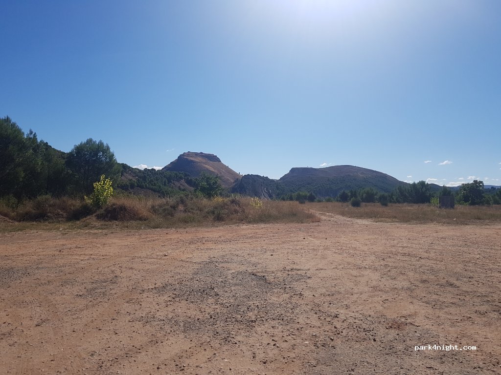 (50212) Carenas - Unnamed Road — foto