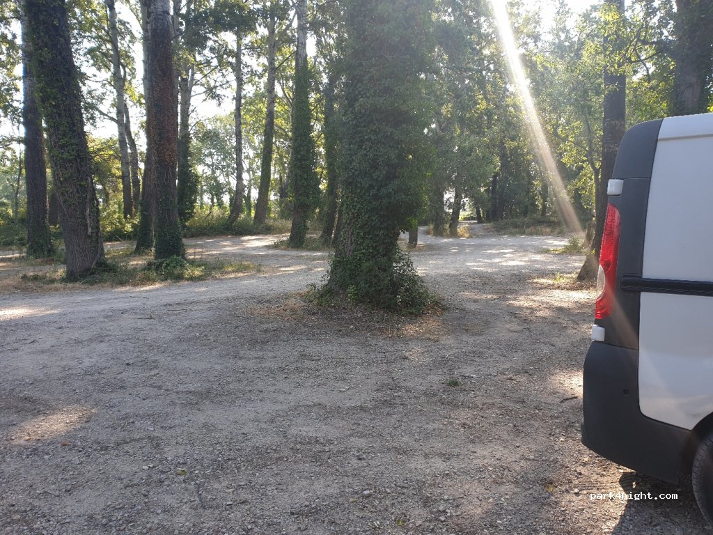 (84230) Châteauneuf-du-Pape - 960 Chemin de Islon Saint Luc — foto