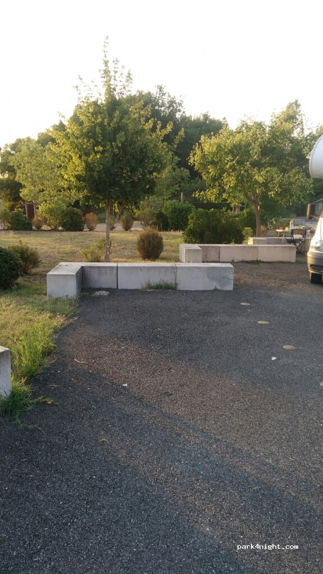 (32810) Duran - 14 Avenue des Quatre Chênes — foto