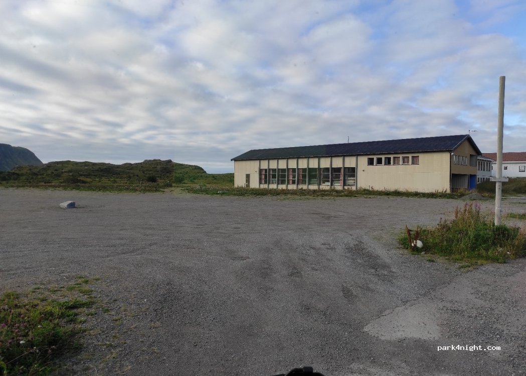 (8387) Fredvang - 29-46 Sekundær Fylkesveg 808 — foto 3