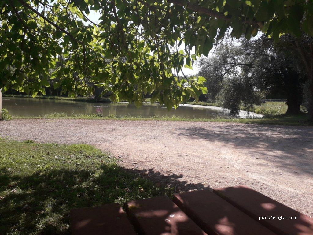 (71580) Sagy - 3731 Route de Beaufort — foto
