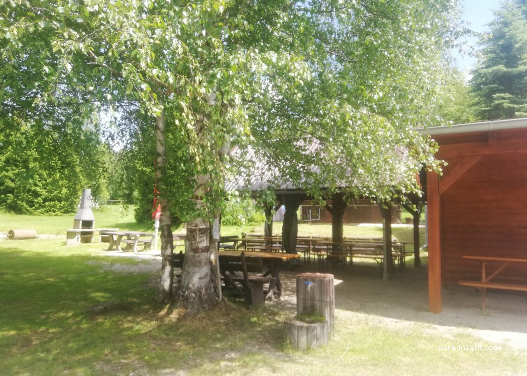 Veřejné tábořiště Zahrádky — foto 2