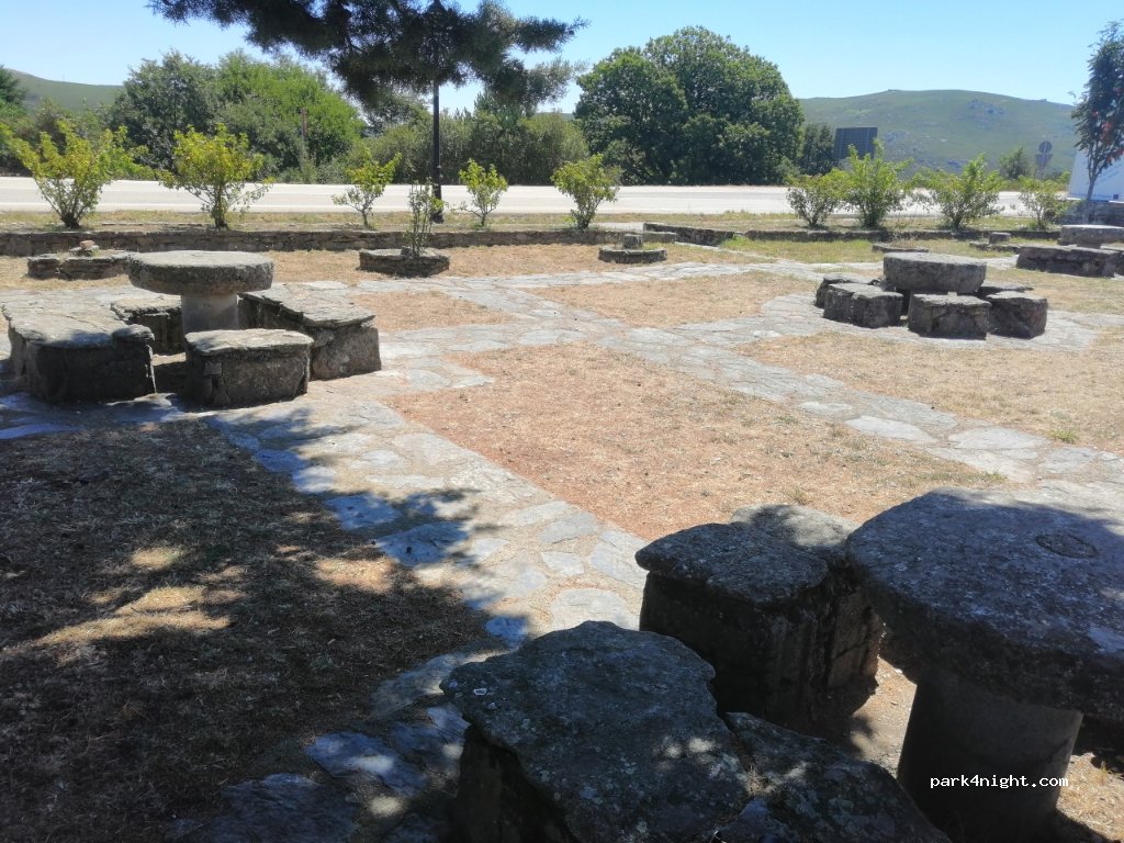 (32540) A Gudiña - 1 Rúa Beato Sebastián de Aparicio — foto 2