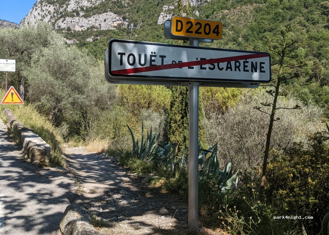 (06440) Touët-de-l'Escarène - 36 Route Nationale — foto 2