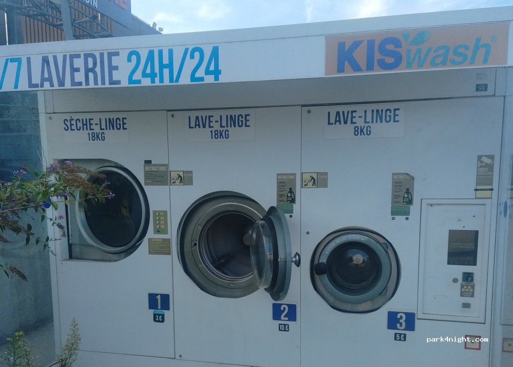 (01800) Meximieux - 16 Rue Antoine de Saint-Exupéry — foto