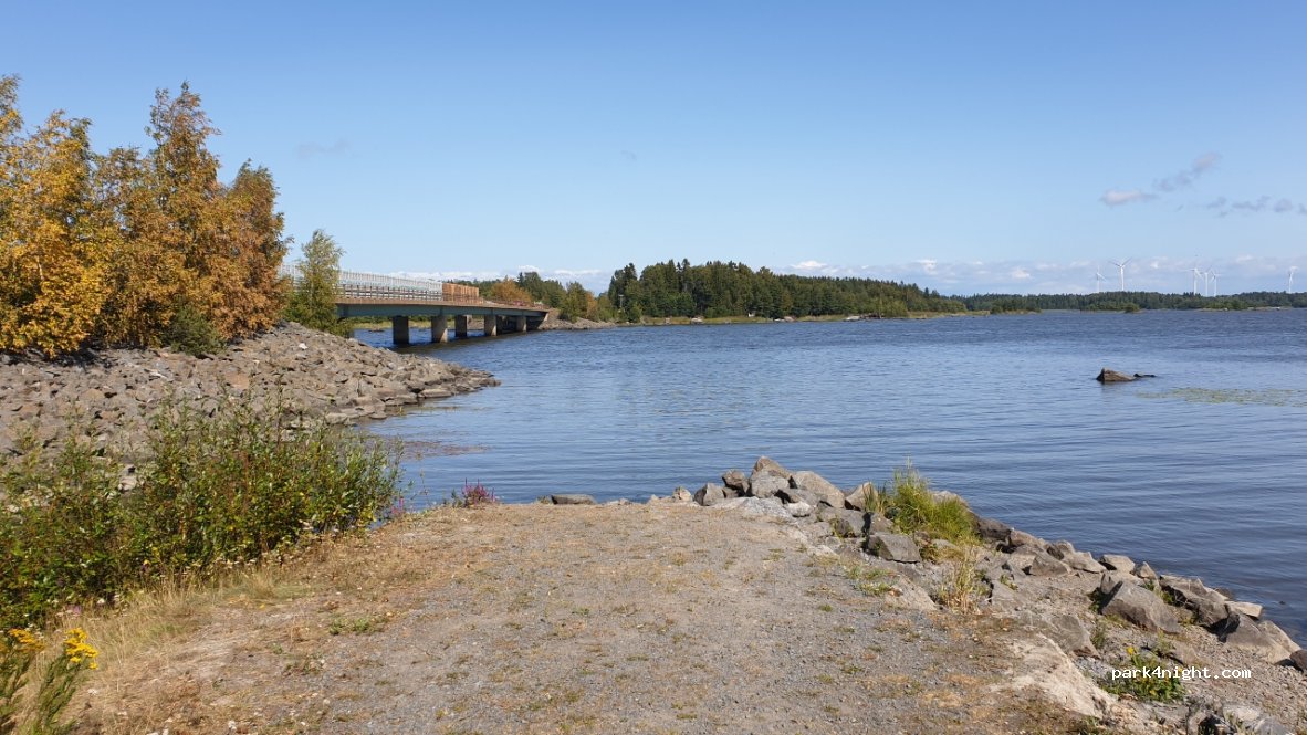() Pori - 430 Porin saaristotie — foto