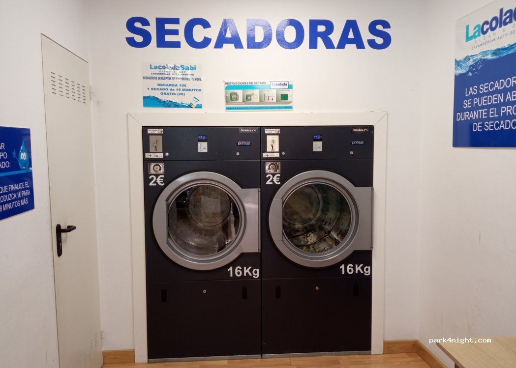 (22600) Sabiñánigo - 70 Calle de Serrablo — foto 3