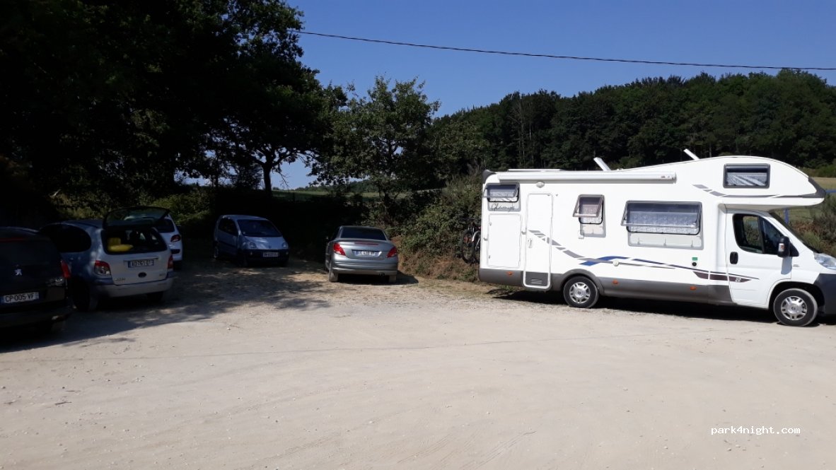 (12210) Montpeyroux - D213 — foto 2