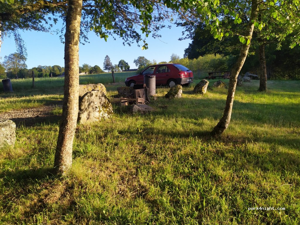 (12210) Montpeyroux - D213 — foto 3