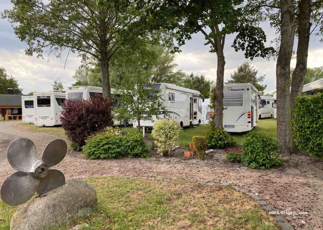 Camping und Bootshafen — foto 5