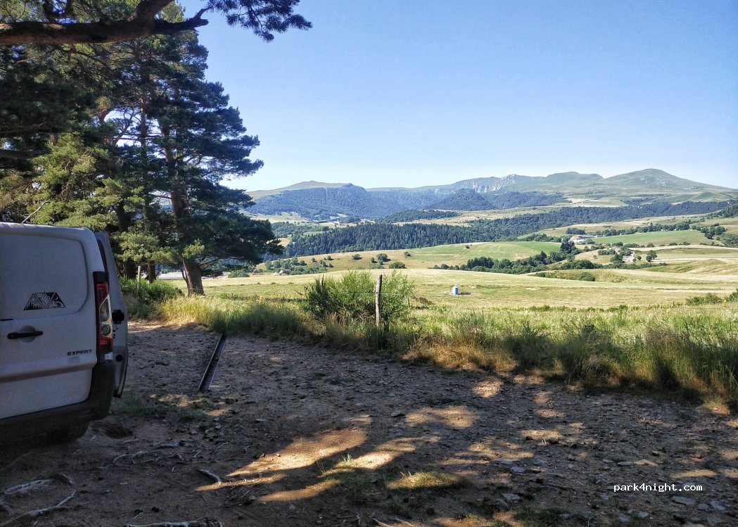 (63790) Chambon-sur-Lac - D996 — foto 4